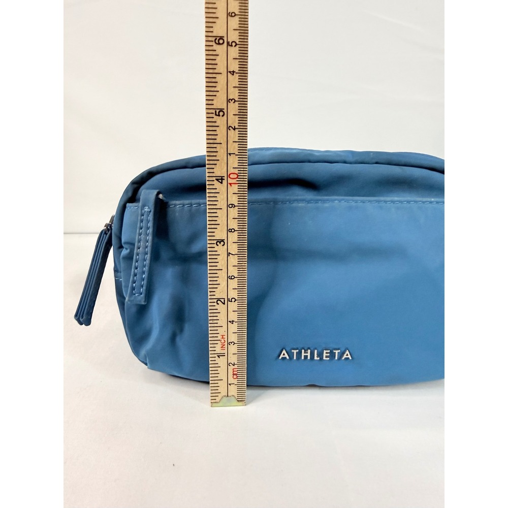 Athleta Blue Belt Bag Crossbody Waist Pack Adjustable Strap Nylon One Size EUC - Picture 2 of 7